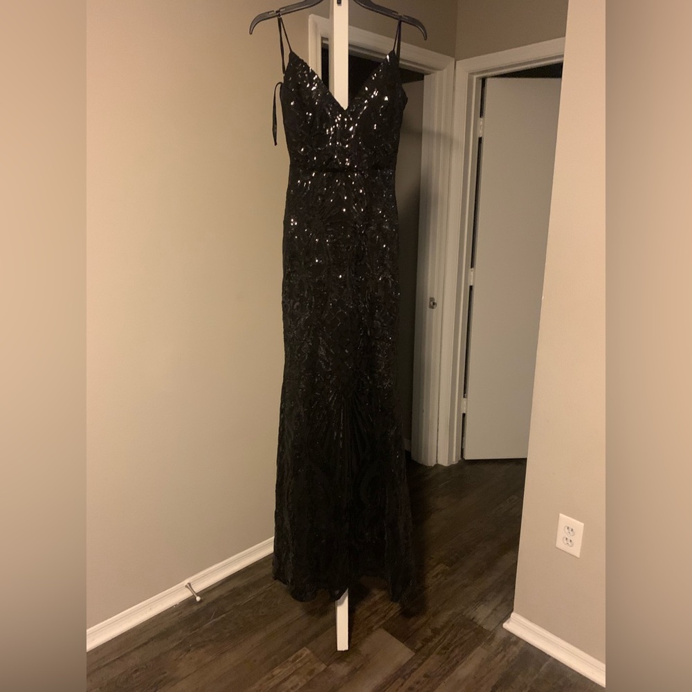 Windsor Serena Sequin Mesh Mermaid
Dress